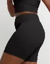 HNS_O9291_Black_Detail02.webp